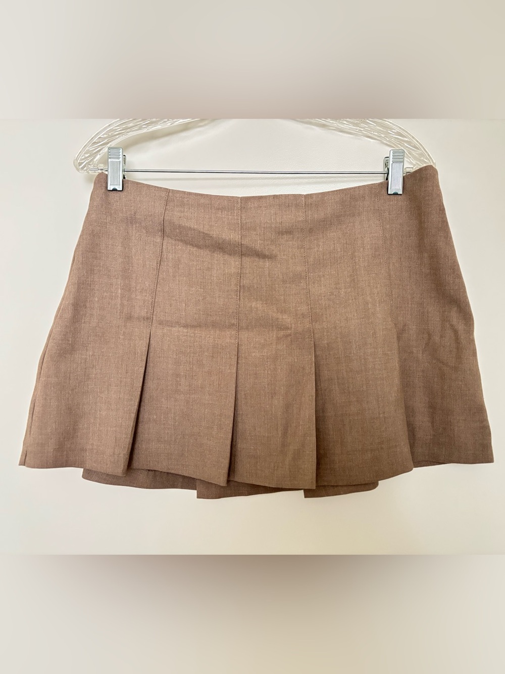 Abercrombie & Fitch Light Brown Pleated Mini Skort - size medium
